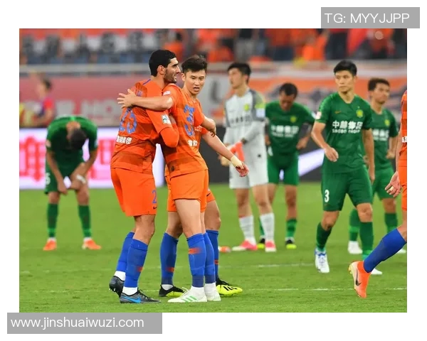 山东鲁能与中赫国安激战正酣谁能在这场对决中笑到最后